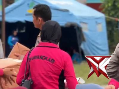Wujud Kepedulian, Polres OKU Selatan dan Bhayangkari Salurkan Bantuan Logistik bagi Korban Bencana d