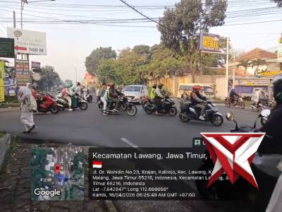 Lakukan Pelayanan Rutin Pengaturan Lalu Lintas di Pagi hari di Daerah Hukum Polsek Lawang