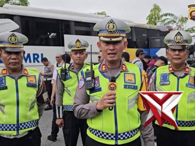 Suasana haru dan bahagia menyelimuti halaman Kantor Gubernur Kalimantan Barat - PoliceTube