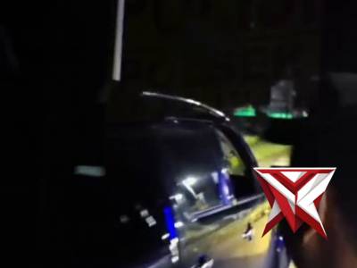 Respon Cepat, Polsek BTS Ulu Himbau Pengguna Jalan Waspadai Genangan Air Atau Banjir Di Jalan Mura-P