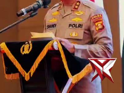 Kapolda Sumsel Irjen Pol Dr. Sandi Nugroho, S.I.K., S.H., M.Hum. resmi membuka Pembekalan dan Pelati
