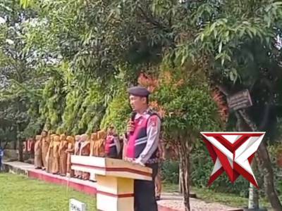Personil Polsek BTS Ulu, Polres Musi Rawas, Polda Sumatera Selatan, menjadi Inspektur Upacara (Irup)