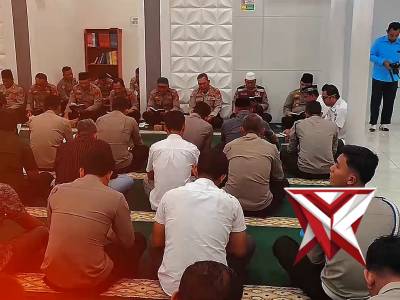 YASINAN DAN DOA BERSAMA DI MASJID POLRES MUSI RAWAS - PoliceTube