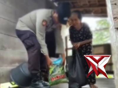 Jumat berkah, polri untuk masyarakat