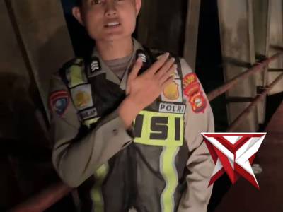 Polsek Merapi Barat melaksanakan patroli KRYD di wilkum Polsek Merapi guna cipkon tetap aman kondusi - PoliceTube