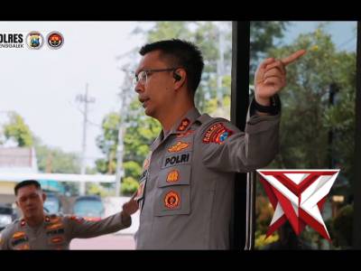 Kumpulkan Piket Fungsi, Kapolres Trenggalek : Dukung Penuh Layanan Call Center 110 dan Respon Cepat