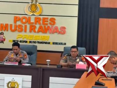*Deskripsi*

? Zoom Pembukaan Rakernis Polri

Polres Musi Rawas mengikuti kegiatan Zoom Pembukaan R