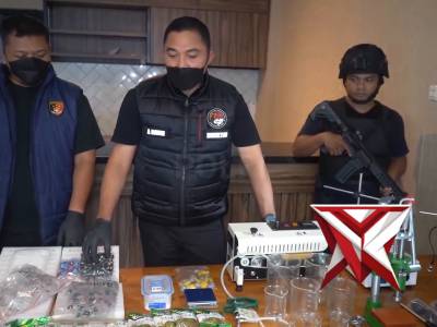Polda Metro Jaya Bongkar Laboratorium Gelap Produksi Cartridge Vape Mengandung Narkotika