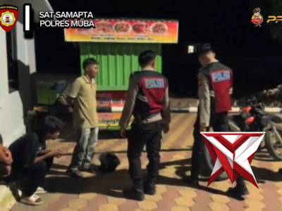 Pers Sat Samapta Melaksanakan Patroli Malam di Taman Seputaran Kota Sekayu,