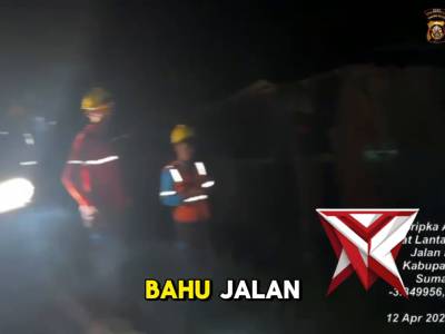 Personel Satlantas Polres OKI, melaksanakan patroli malam