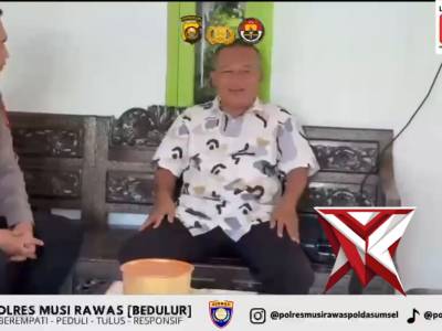 Kapolda Sumsel IJP DR. SANDI NUGROHO-Kapolres Musi Rawas-Sat Binmas Jalin Silahturahmi dengan - PoliceTube
