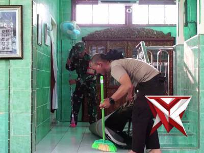 Gerakan Indonesia Asri Belida Polres OKI - PoliceTube