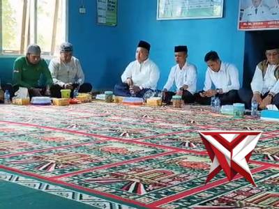 Bakti sosial Polres Musi Banyuasin memberikan bantuan sumur bor di Pesantren Riyadhul Iman.,., - PoliceTube