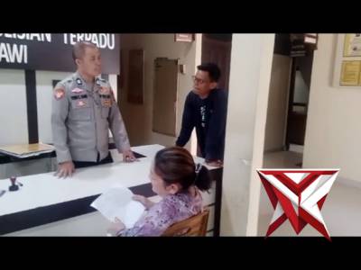 Anggota Penjagaan Polsek melaksanakan tugas pokok seperti jaga Mako, laporan Udara, cek tahanan dll - PoliceTube