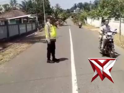 POLRES MUSI RAWAS AMANKAN IBADAH  DI GEREJA ST.KATARINA KEC PURWODADI