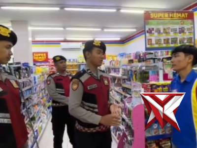 Sat Samapta Polres Muba  patroli malam ke pusat perbelanjaan pastikan keamanan masyarakat