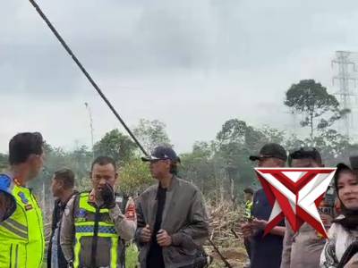 REVITALISASI JEMBATAN GANTUNG DESA PEDANG: WUJUD NYATA PROGRAM "BELIDA" POLRES MUSI RAWAS