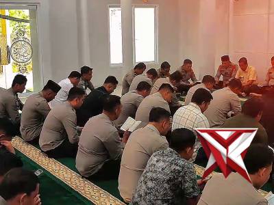 YASINAN DAN DOA BERSAMA DI MASJID POLRES MUSI RAWAS - PoliceTube