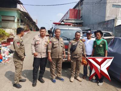 Evakuasi Warga ODGJ tanpa Busana oleh Bhabinkamtibmas Desa Citeureup,  Satpol-PP dan Warga