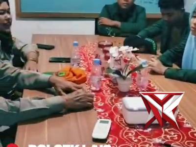 Rapat kordinasi Polsek lais dan warga desa teluk,,,??? - PoliceTube