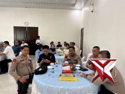 Kegiatan Wakapolres OKI mengikuti Sosialisasi dan FGD tentang pembahasan KUHP dan KUHAP di PN KAG