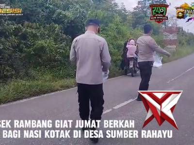 Polri Peduli: Polsek Rambang Polres Muara Enim Berbagi Nasi Kotak di Kegiatan Jumat Berkah