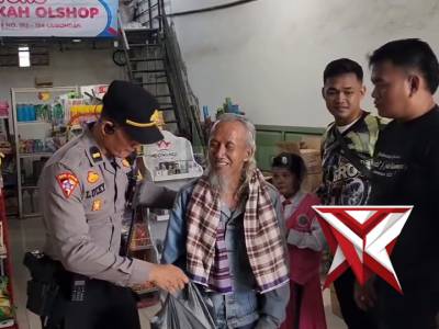 Respons cepat ditunjukkan oleh layanan 110 Polres Lamongan saat menerima laporan dari seorang penjag