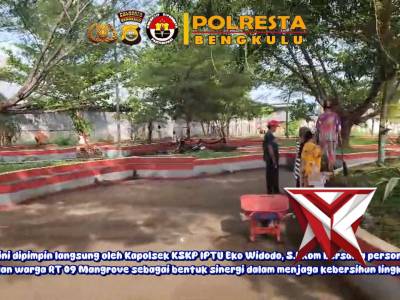 *Polsek KSKP Bersama Warga Gelar Gempita Bersihkan Taman Mangrove Sumber Jaya*