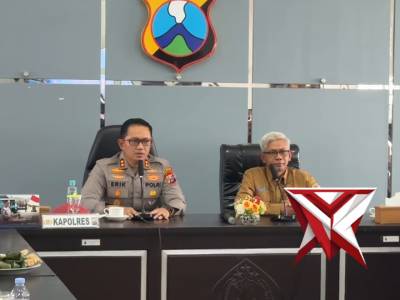 Sinergi Hadapi Karhutla & El Nino &ldquo;Godzilla&rdquo; di Magetan ? Polres Magetan bersama Perum Perhutani K - PoliceTube