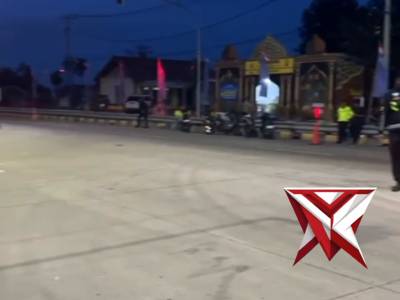 11. Pengaturan lalu lintas sat lantas Polres muba