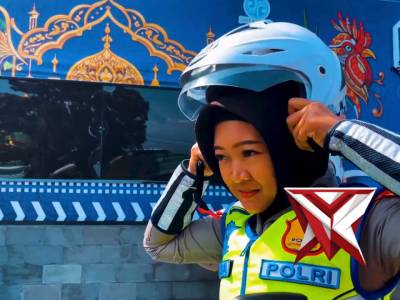 MOTOR SENYUM SAT LANTAS POLRES CIANJUR - PoliceTube