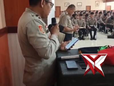 DOA PENUTUPAN DIKBANGSPES YANG DIBACAKAN OLEH AIPDA A.KOMARUDIN