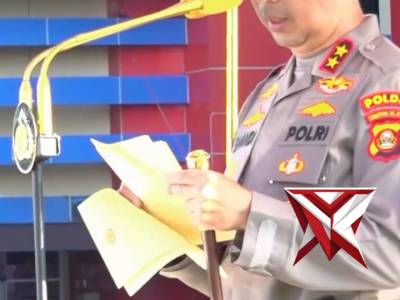 Alhamdulillah kemaren saat apel dan pemberian penghargaan, Kapolda Sumsel memberikan 13 tiket umroh