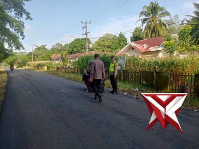 Polsek Jejawi melaksanakan giat KRYD Rutin di Depan Mako Polsek Jejawi - PoliceTube