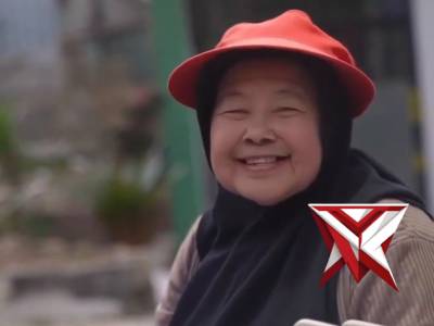 Sentuhan Humanis Kapolresta Bandung Borong Stoberi saat Cek Jalur Ciwidey.