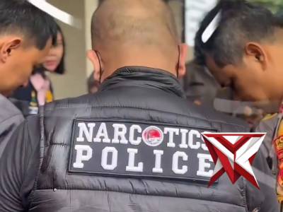 Polres Sukabumi membangun kembali 5 Rumah Tidak Layak Huni (Rutilahu) - PoliceTube