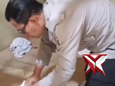 Cek sel han SM6 - PoliceTube