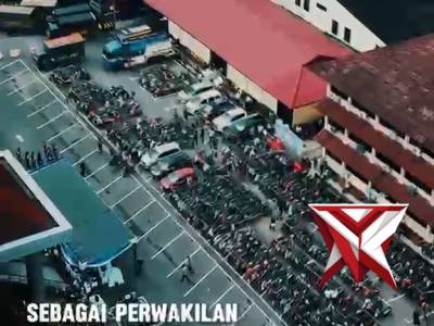 Suasana haru dan bahagia mewarnai Lapangan Gedung Presisi saat Kapolda Sumsel Irjen Pol. Dr. Sandi N