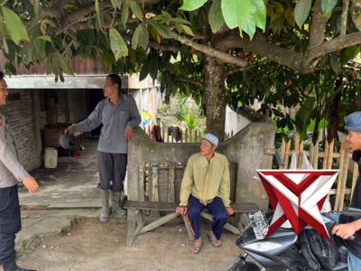Personil Polsek Tanjung Lubuk Hadir ditengah-tengah masyarakat

Polres OKI Hadir