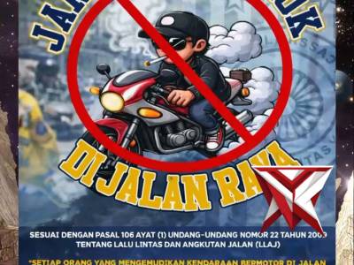 JANGAN MEROKOK SAAT BERKENDARA DI JALAN RAYA