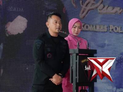 Upacara Tradisi Pelepasan Wakil Komandan Satuan Brimob Polda Kalbar Kombes Pol Mada Ramadita, S.I.K. - PoliceTube