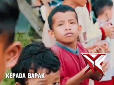 Kapolda Sumsel Irjen Pol Dr. Sandi Nugroho membawa kebahagiaan bagi warga dengan membedah rumah