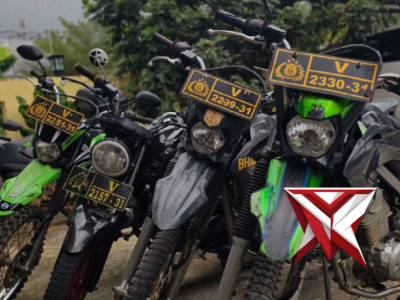 Pengecekan kesiapan peralatan pendukung giat patroli Polsek Tungkal Jaya - PoliceTube