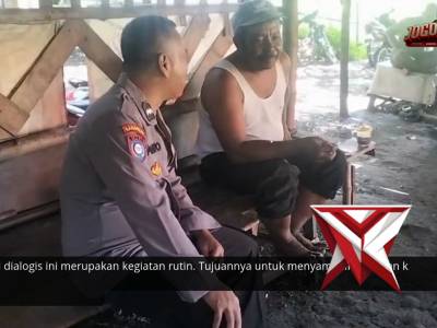 Patroli Dialogis, Polsek Kedamean Sampaikan Pelayanan Polri 110 - PoliceTube