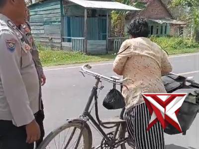 Jumat Berkah, Polri berbagi kebahagiaan dengan warga yang membutuhkan