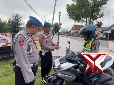 Pengecekan pagi SM6 - PoliceTube