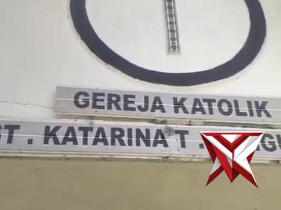 POLRES MUSI RAWAS AMANKAN IBADAH  DI GEREJA ST.KATARINA KEC PURWODADI
