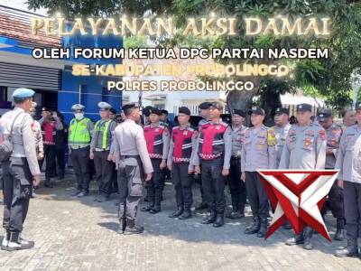 Polres Probolinggo Melaksanakan Pelayanan kegiatan penyampaian pernyataan sikap di DPD Partai NasDem