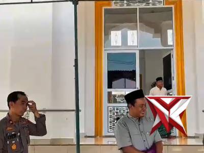 Kapolres Musi Rawas AKBP Agung Adhitya Prananta,S.H.,S.I.K.,M.H melaksanakan Shalat Jumat berjamaah