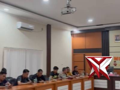 Anev dan  sosialisasi  konten  dan aplikasi